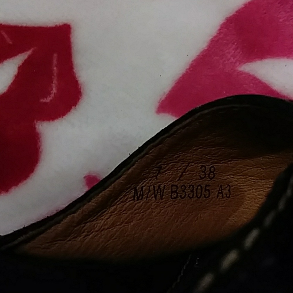 Born Sandals - Picture 7 of 8
